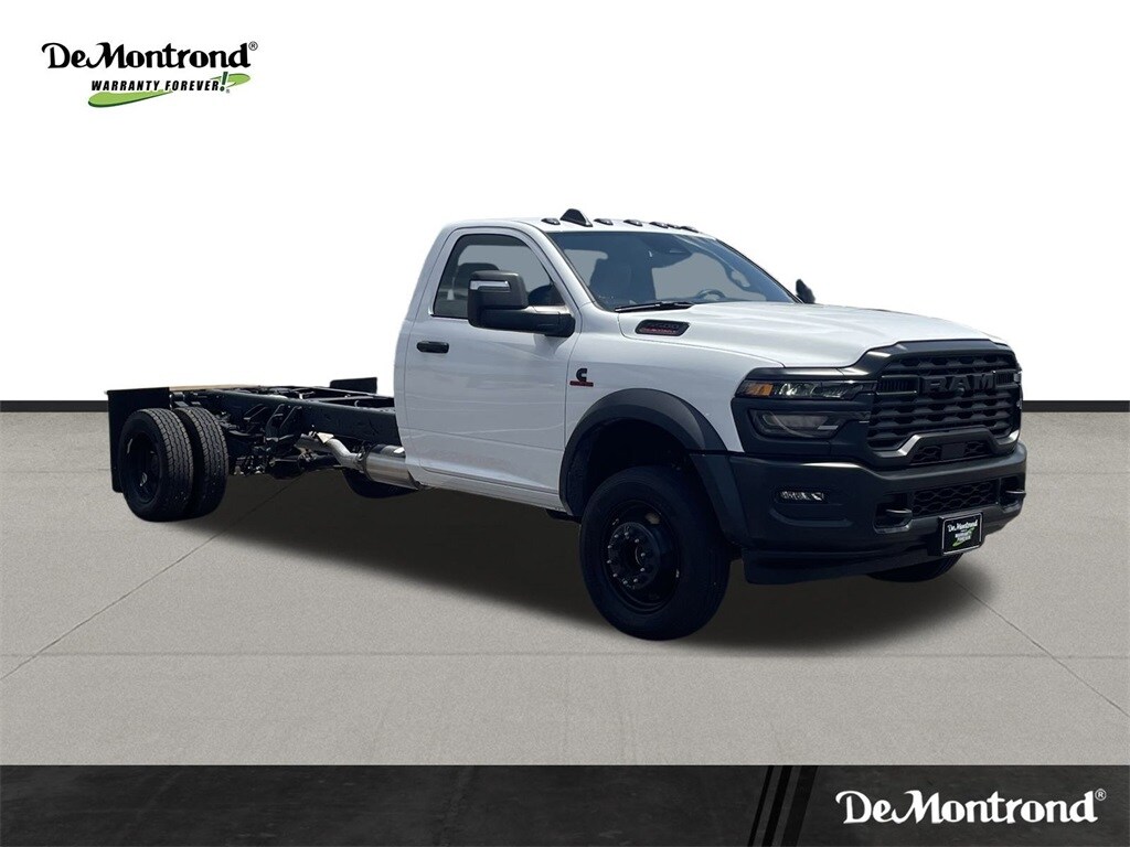 2026 Ram 5500 Tradesman photo 3