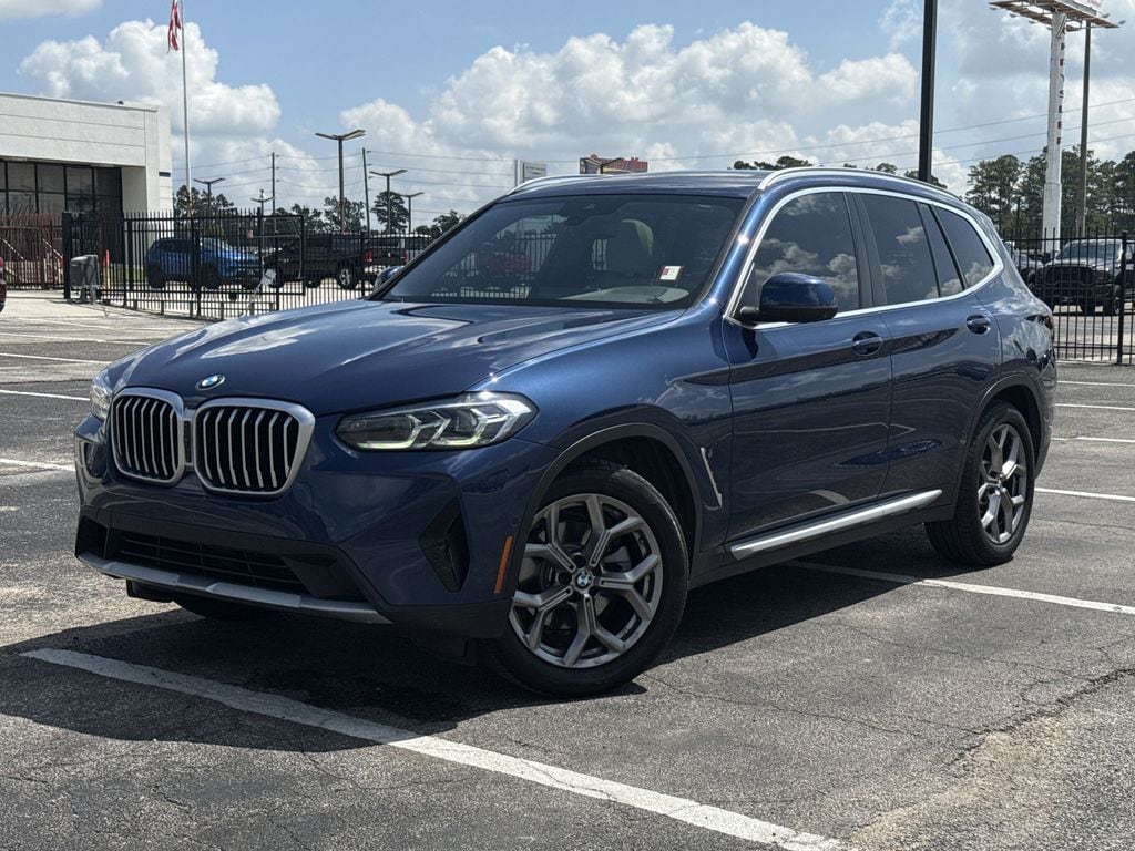 2023 BMW X3 sDrive30i's photo
