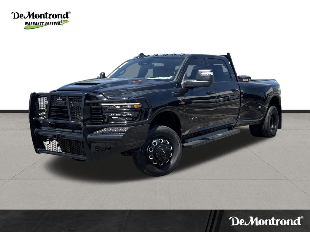 New 2026 Ram 3500 LARAMIE CREW CAB 4X4 8' BOX