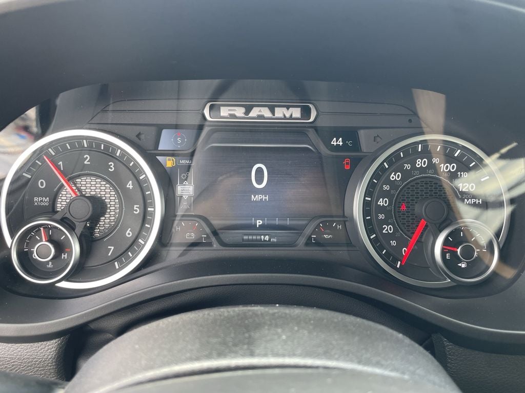 2026 RAM 1500 Laramie - Photo 18