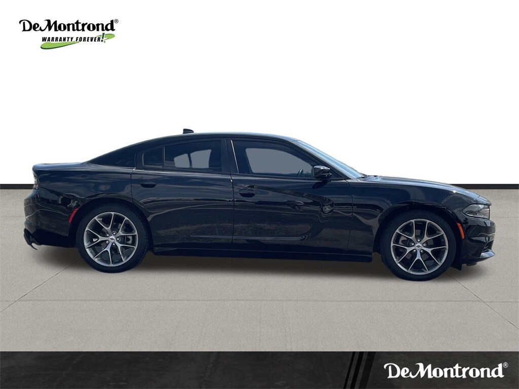 2023 Dodge Charger SXT photo 3