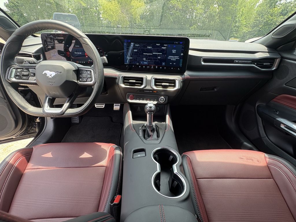 2025 Ford Mustang GT Premium - Photo 24