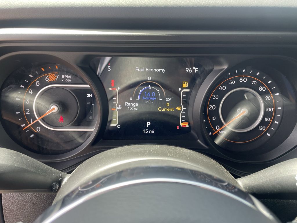 2025 Jeep Wrangler 4-Door Sahara - Photo 17