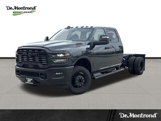 2026 Ram 3500 TRADESMAN CREW CAB CHASSIS 4X4 60' CA Pickup
