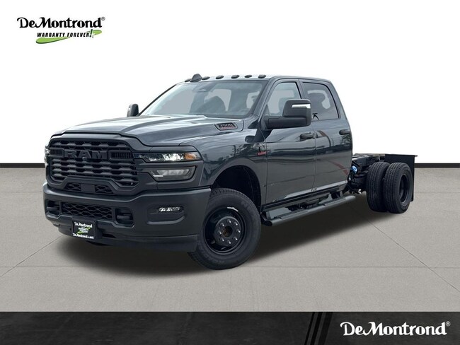 2026 Ram 3500 Chassis Cab TRADESMAN CREW   4X4 60' CA Pickup