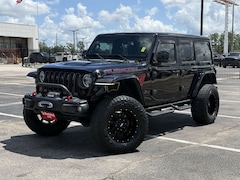 Used 2018 Jeep Wrangler Unlimited Rubicon 4x4 SUV for sale in Conroe, TX