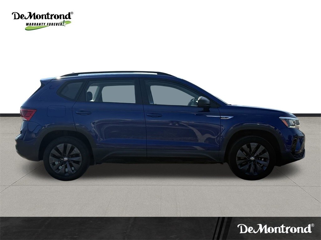 2023 Volkswagen Taos S photo 4