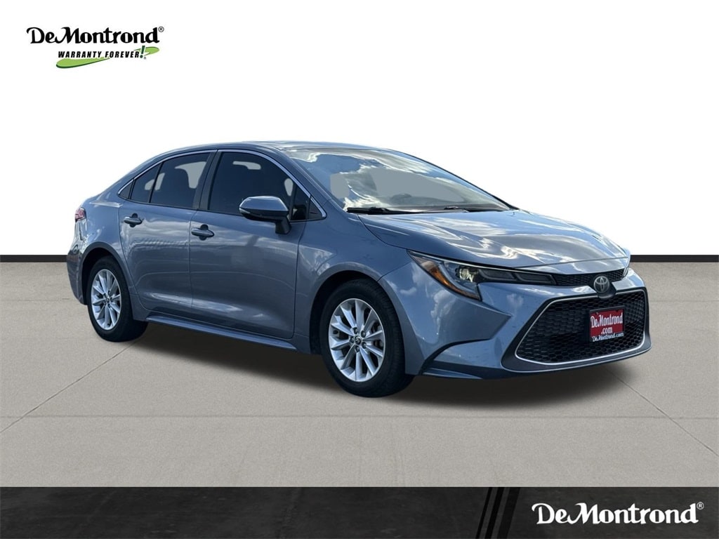 Used 2020 Toyota Corolla XLE Sedan