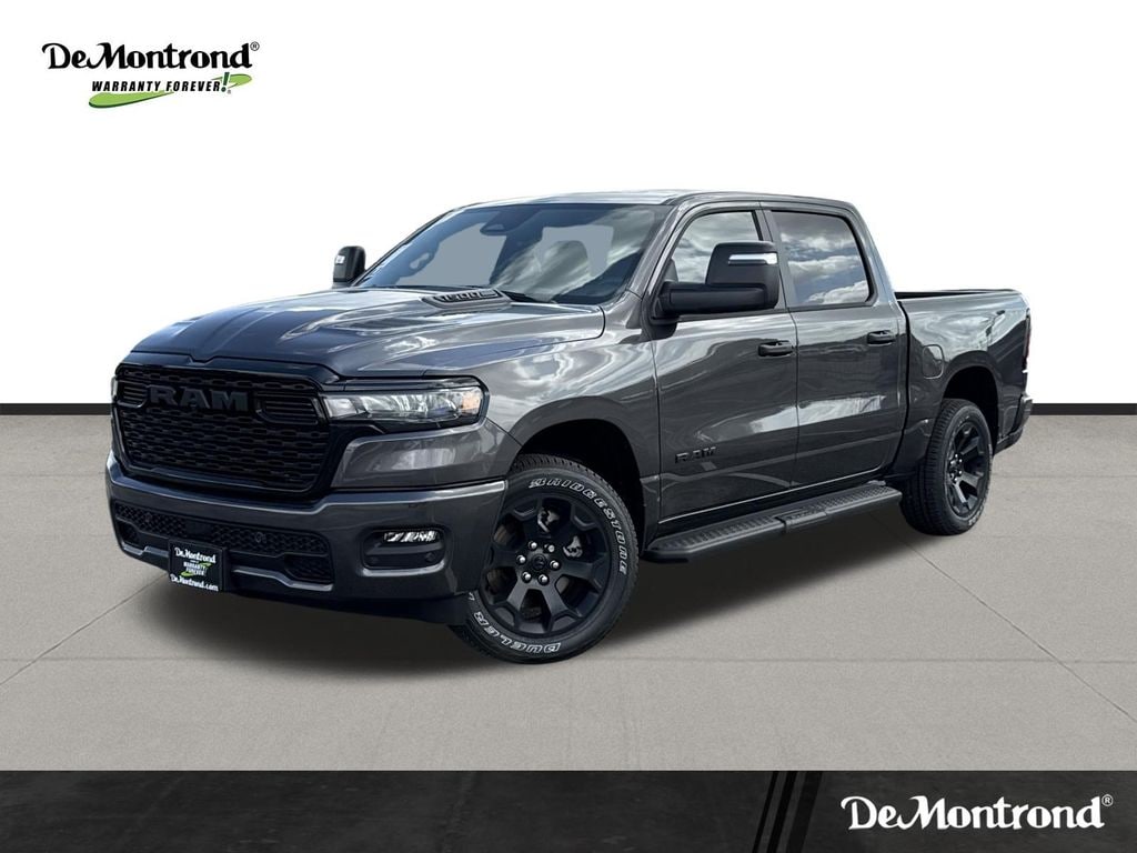 New 2026 Ram 1500 EXPRESS CREW CAB 4X4 5'7 BOX