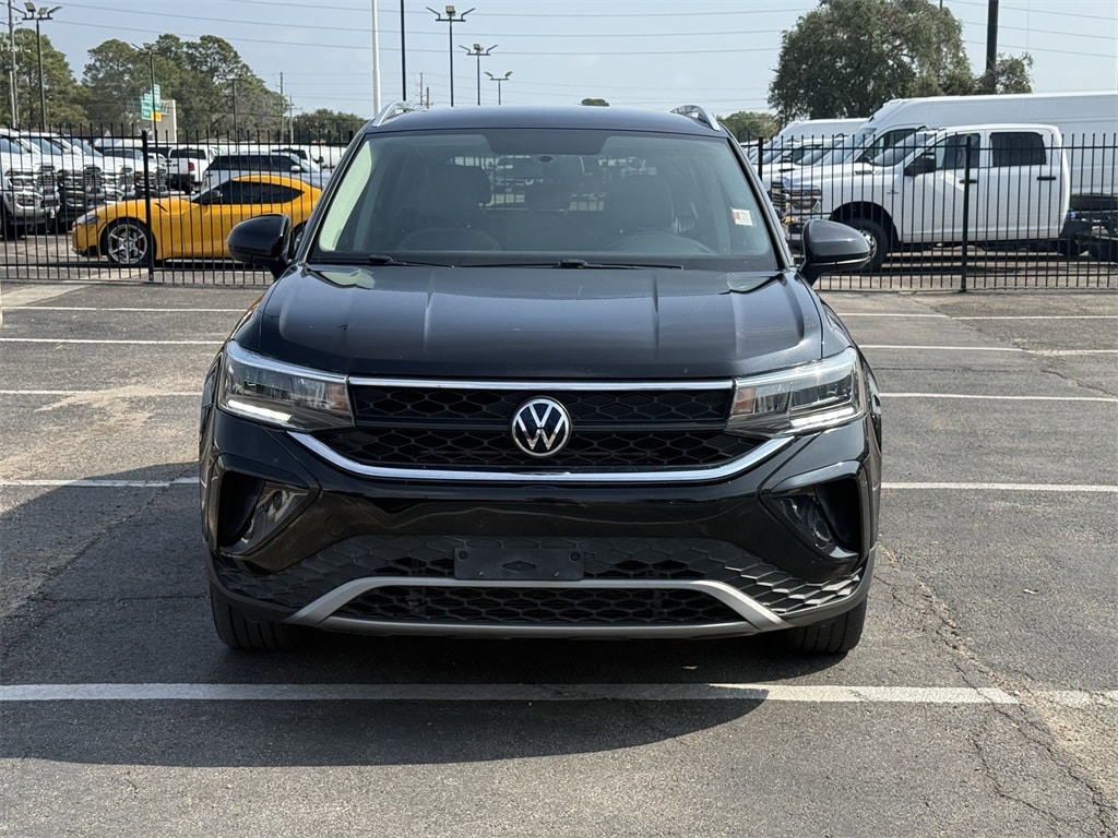 Used 2022 Volkswagen Taos 1.5T SE SUV