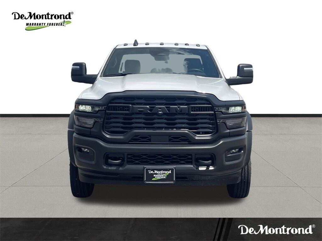 2026 Ram 5500 Tradesman photo 2