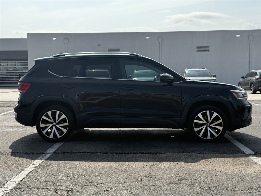 Used 2022 Volkswagen Taos 1.5T SE SUV