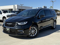 2026 Chrysler Pacifica LIMITED Passenger Van 2C4RC1GG0TR202421