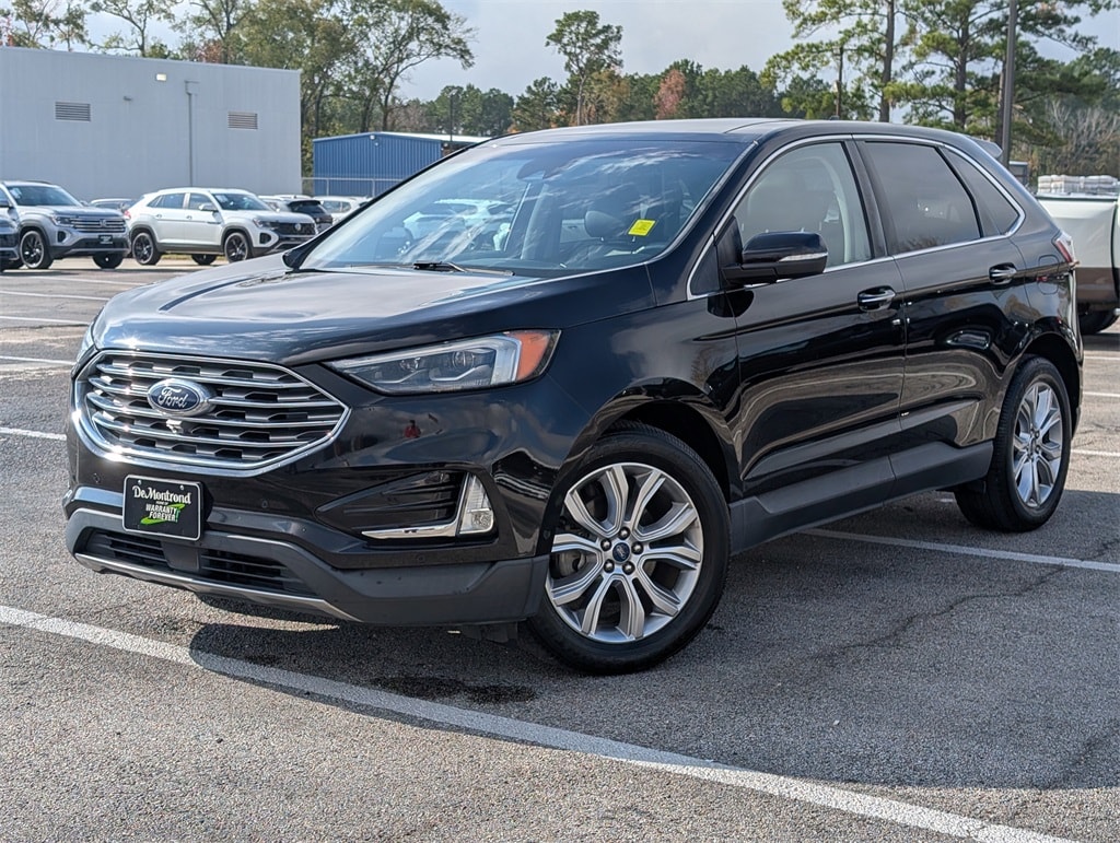 2019 Ford Edge Titanium's photo
