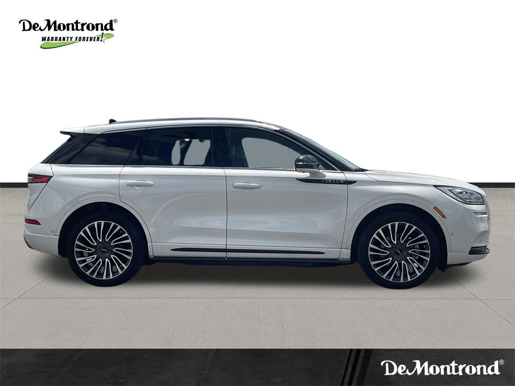 2022 Lincoln Corsair Grand Touring photo 4