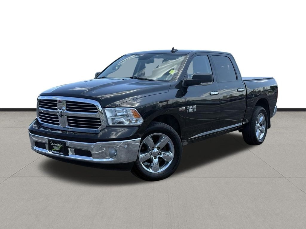 2016 RAM 1500 Big Horn 4x4 Crew Cab 5'7's photo