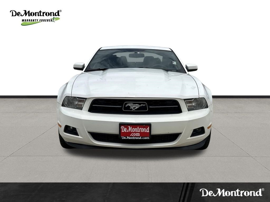 Used 2011 Ford Mustang V6 Premium with VIN 1ZVBP8AM8B5134293 for sale in Conroe, TX