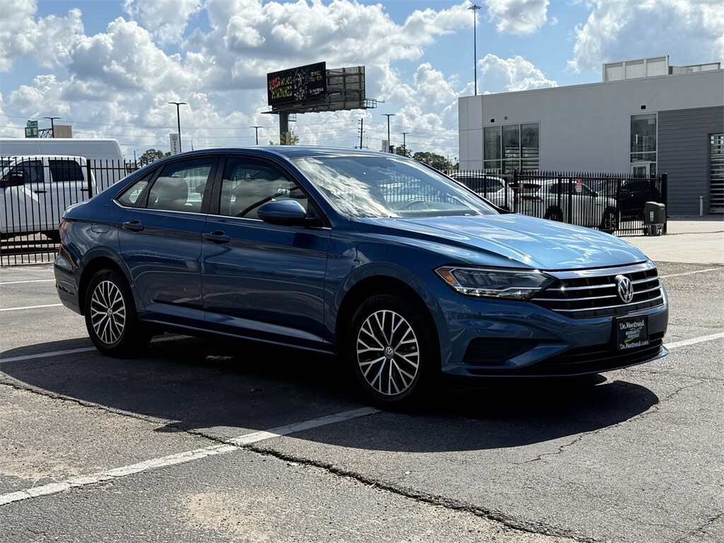 2021 Volkswagen Jetta 1.4T SE photo 2