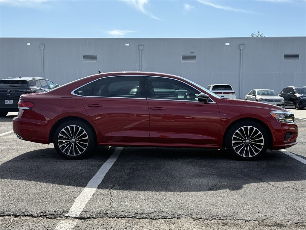 Used 2022 Volkswagen Passat 2.0T Limited Edition Sedan