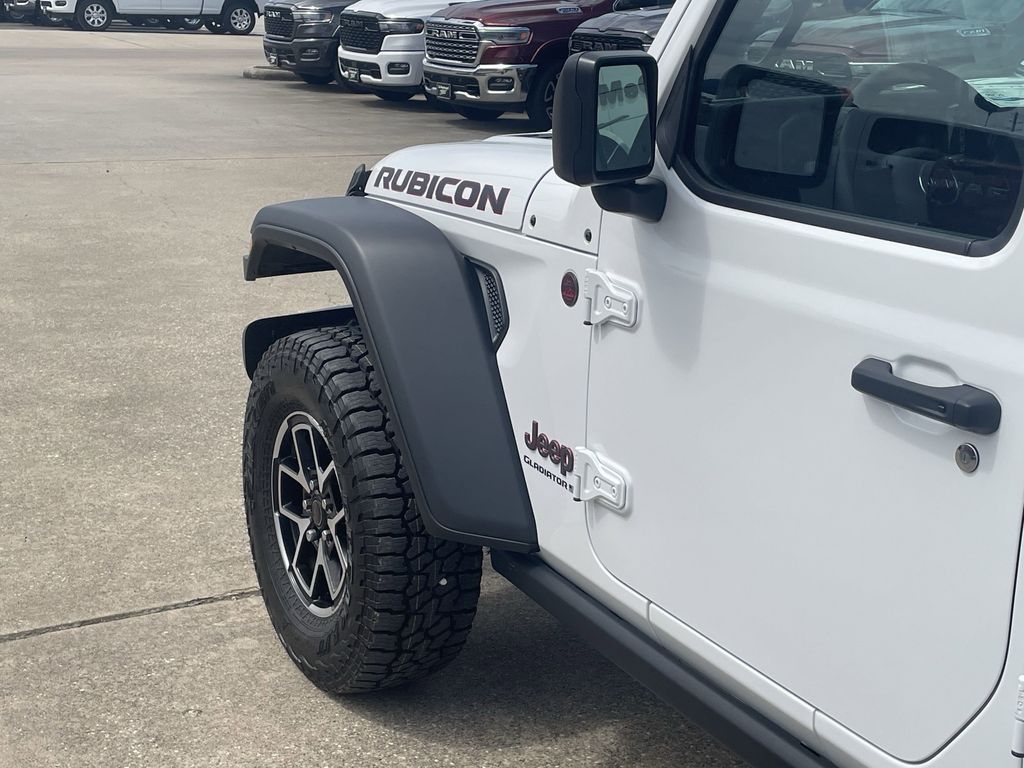 2025 Jeep Gladiator Rubicon - Photo 12