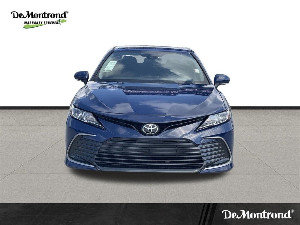 2024 Toyota Camry LE photo 2