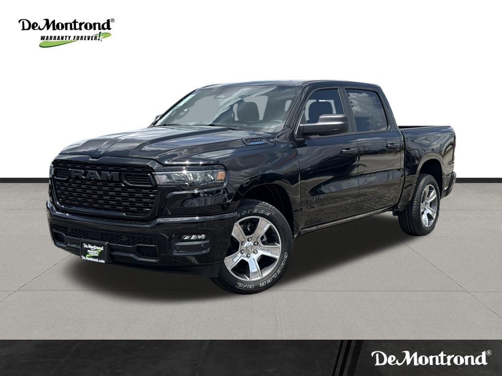 New 2026 Ram 1500 EXPRESS CREW CAB 4X2 5'7 BOX