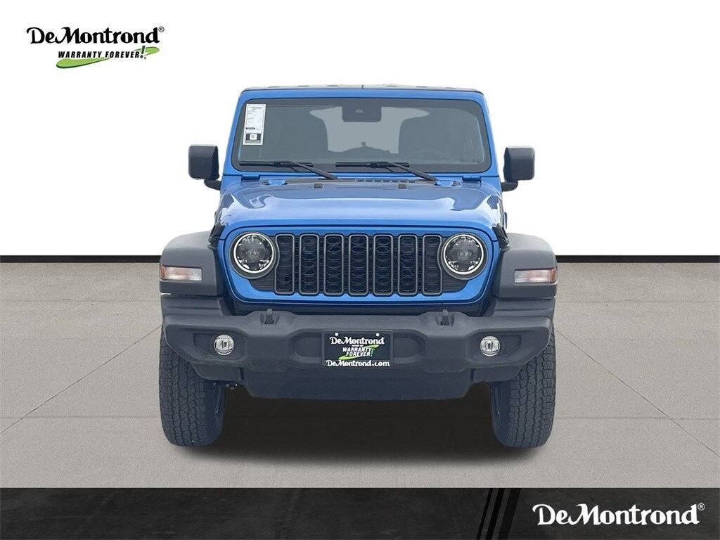 2025 Jeep Wrangler Sport photo 2