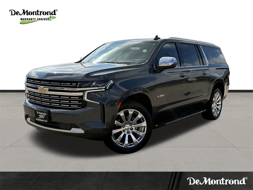 2021 Chevrolet Suburban Premier's photo