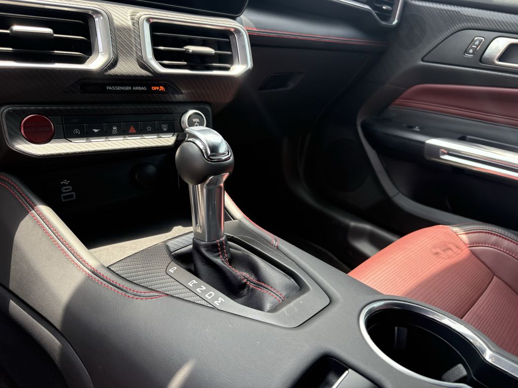 2025 Ford Mustang GT Premium - Photo 22