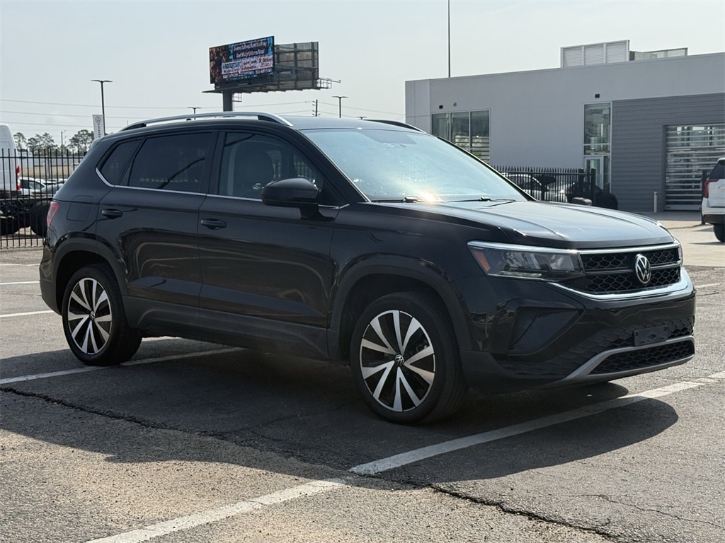 Used 2022 Volkswagen Taos 1.5T SE SUV