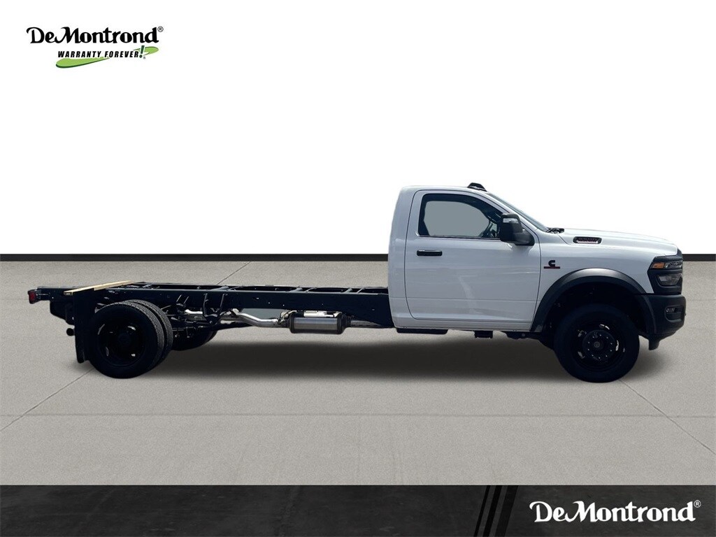 2026 Ram 5500 Tradesman photo 4