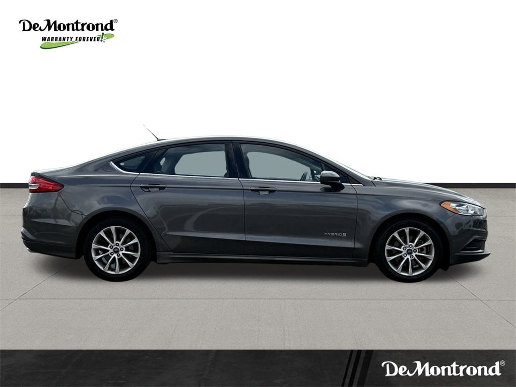 Used 2017 Ford Fusion Hybrid SE Sedan