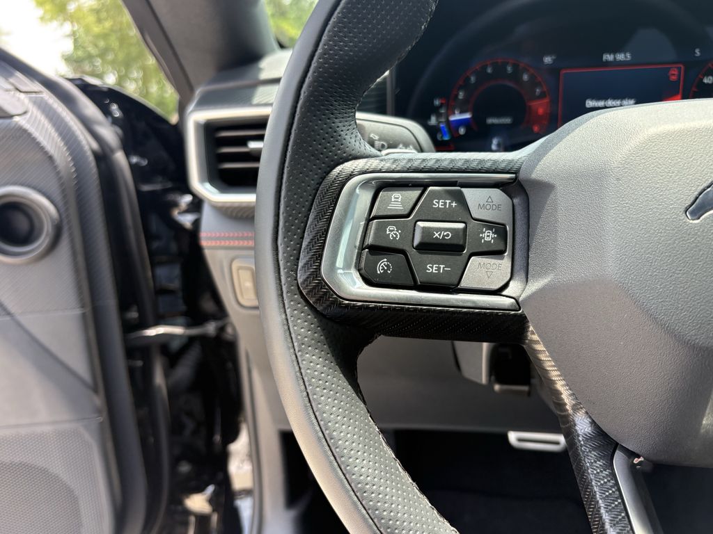 2025 Ford Mustang GT Premium - Photo 16