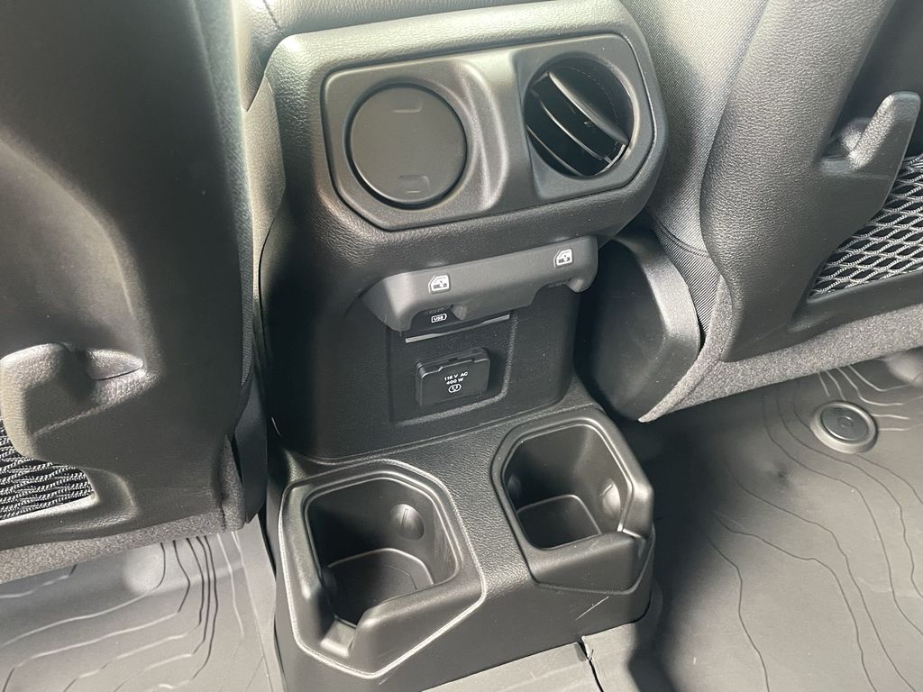 2025 Jeep Gladiator Rubicon - Photo 26