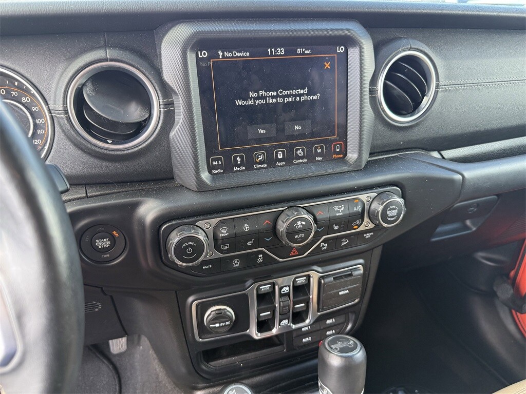 2019 Jeep Wrangler Unlimited Sahara photo 3