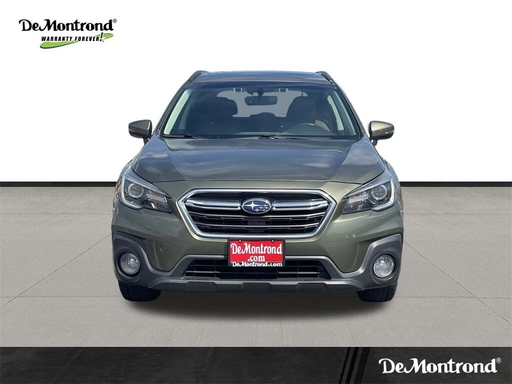 2019 Subaru Outback 2.5i Touring photo 2
