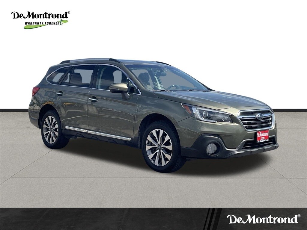 2019 Subaru Outback 2.5i Touring photo 3