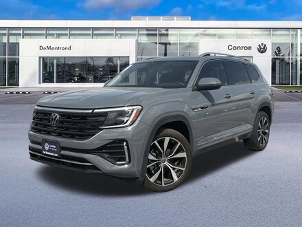 Featured used  2025 Volkswagen Atlas 2.0T SEL Premium R-Line SUV for sale in Conroe TX near Houston 