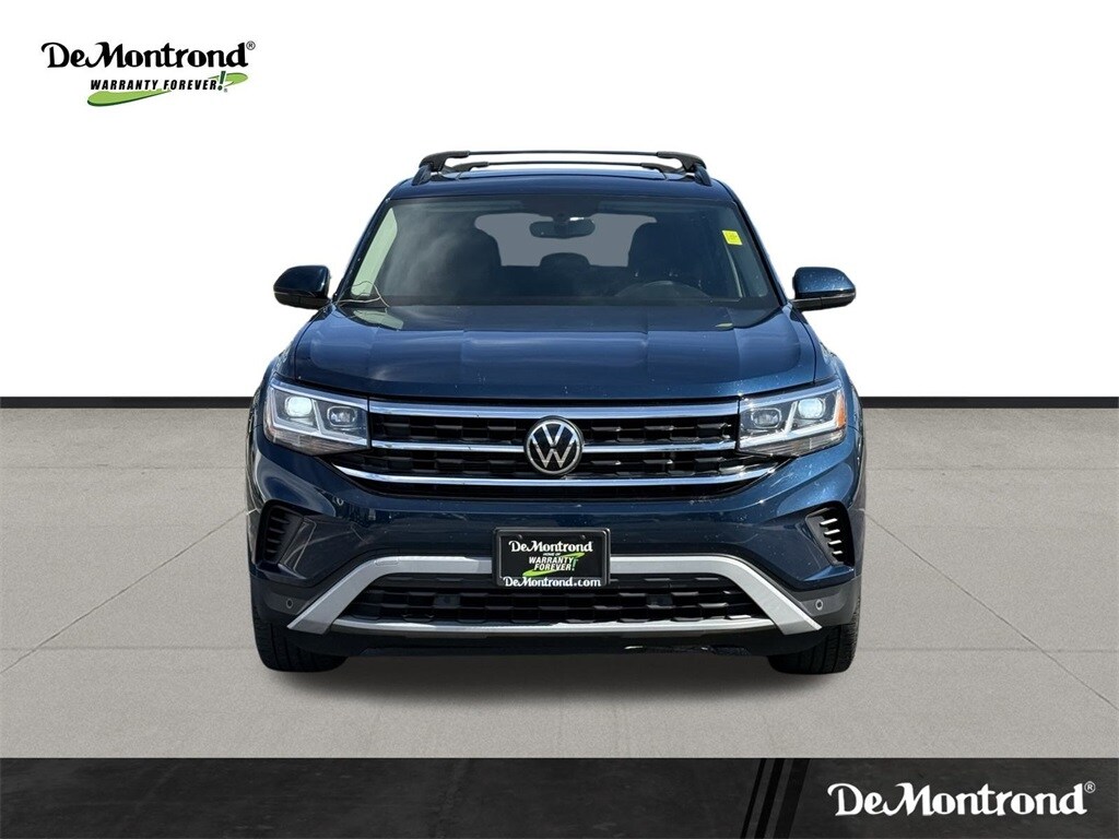 2022 Volkswagen Atlas SE Technology photo 2