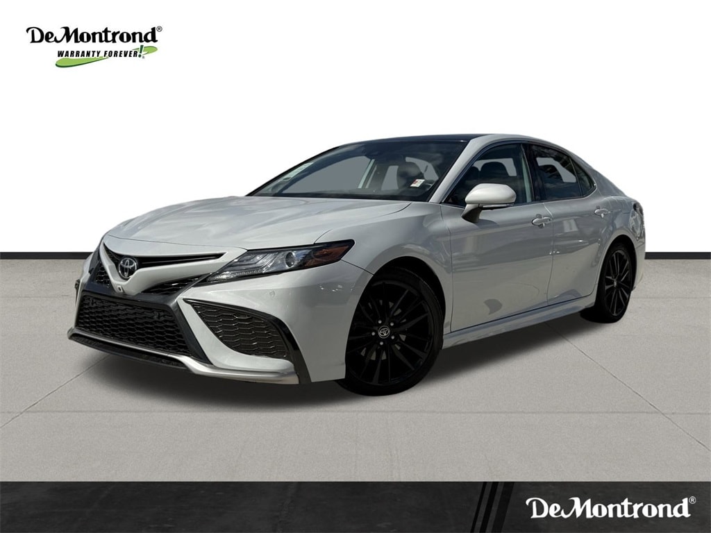 2022 Toyota Camry XSE's photo