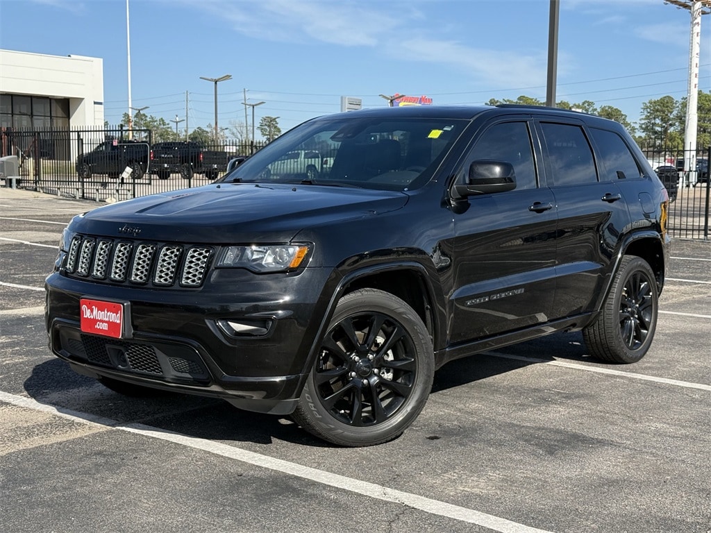 2020 Jeep Grand Cherokee Altitude's photo
