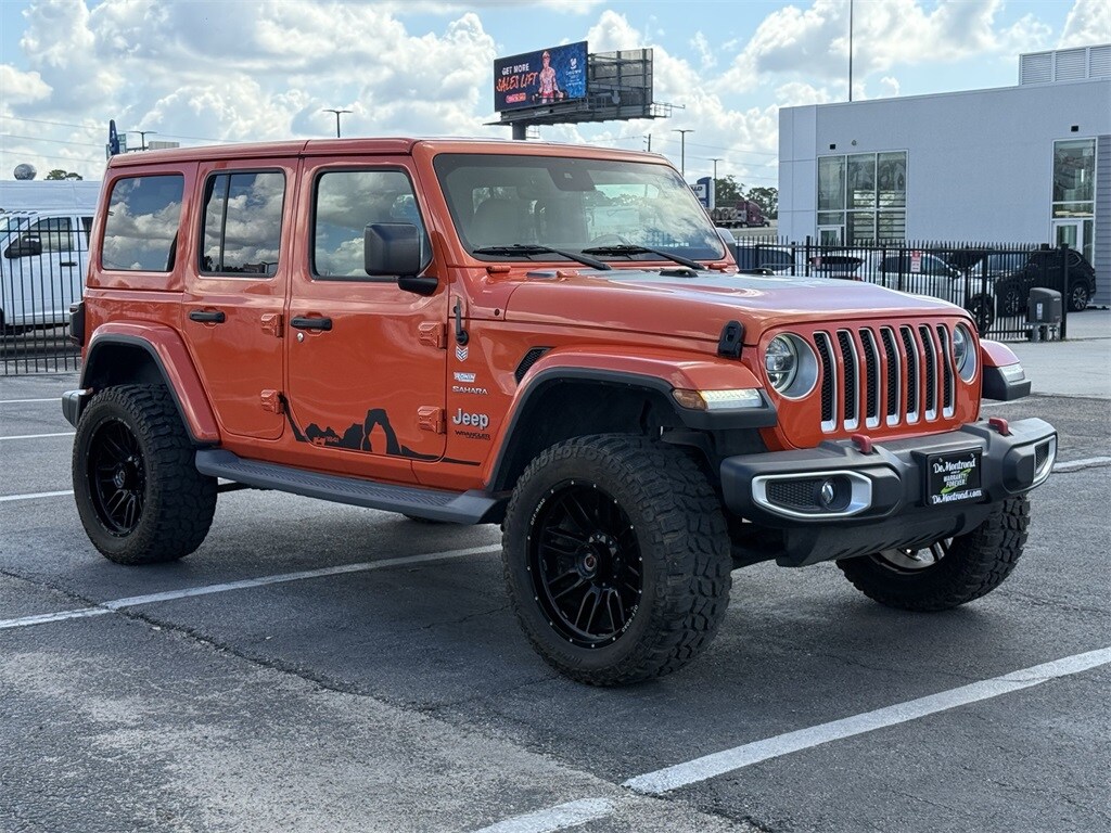 2019 Jeep Wrangler Unlimited Sahara photo 2