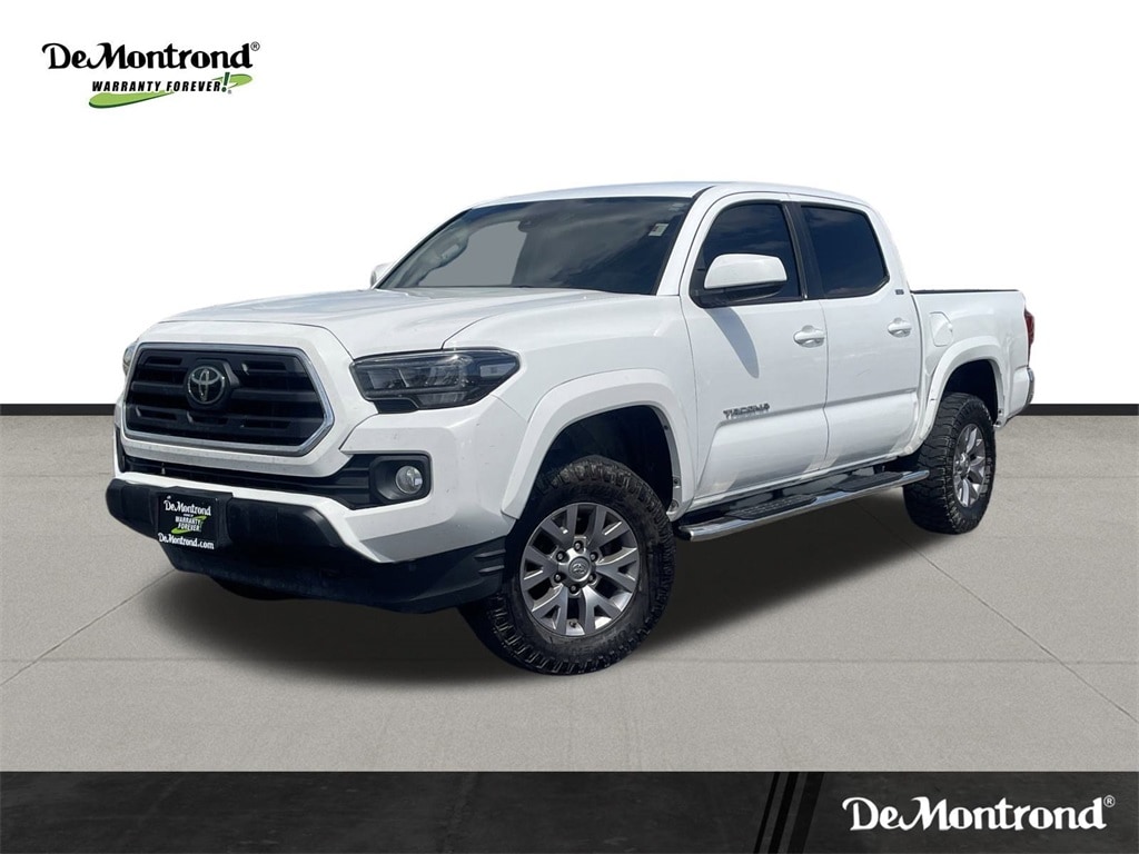 2019 Toyota Tacoma SR5's photo