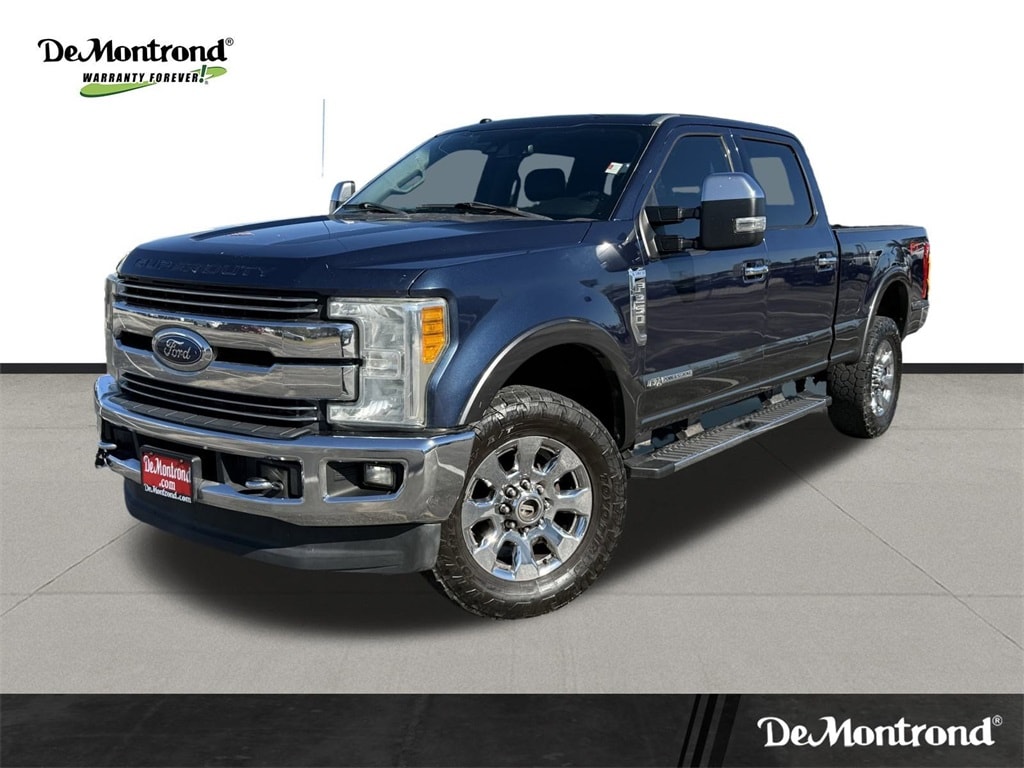 2017 Ford F-250 Super Duty Lariat's photo