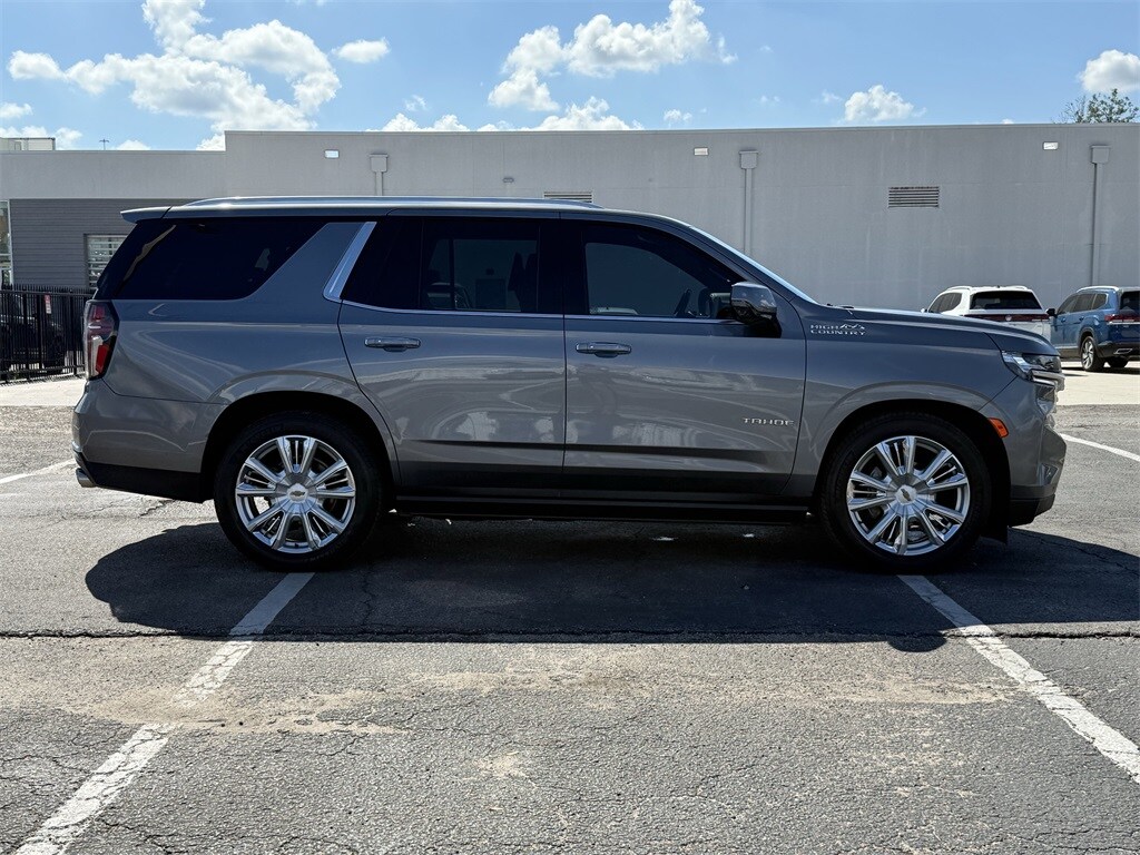 2021 Chevrolet Tahoe High Country photo 2