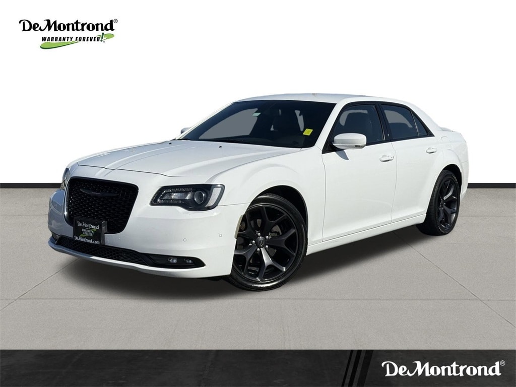 2021 Chrysler 300 S's photo