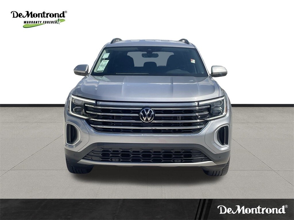 2024 Volkswagen Atlas SE Technology photo 3