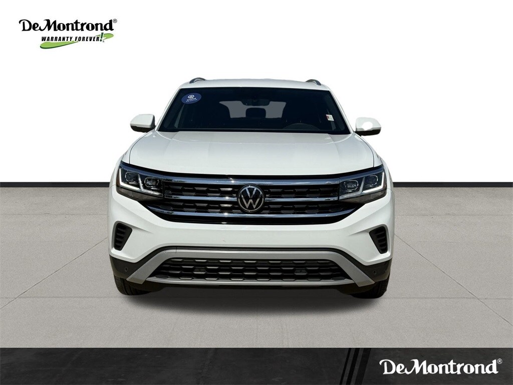 2023 Volkswagen Atlas Cross Sport SE Technology photo 2