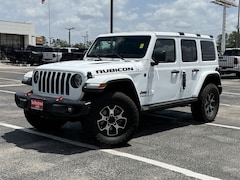 Used 2018 Jeep Wrangler Unlimited Rubicon 4x4 SUV for sale in Conroe, TX
