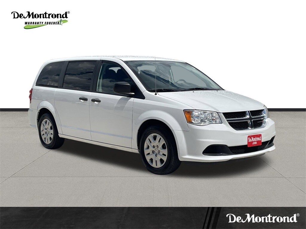 2020 Dodge Grand Caravan SE photo 3